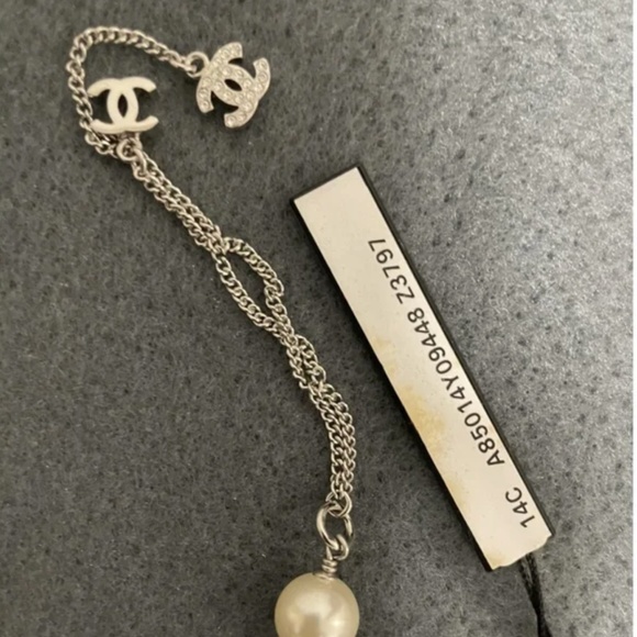 Chanel Pearl Logo Necklace - Picture 5 of 10